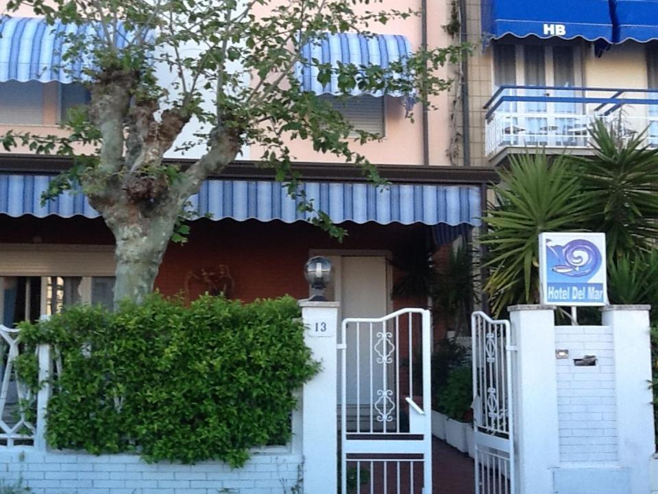 Hotel Del Mar Виареджо Екстериор снимка